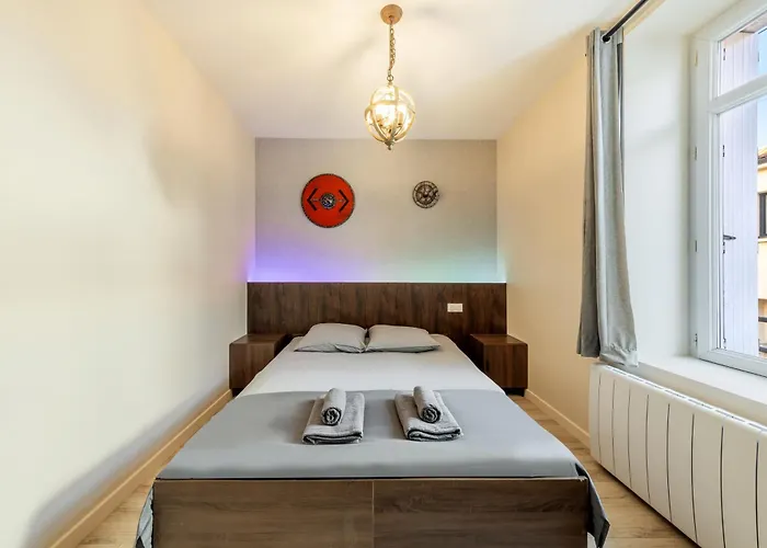 La Citadelle - T2 Medieval Pres De La Gare